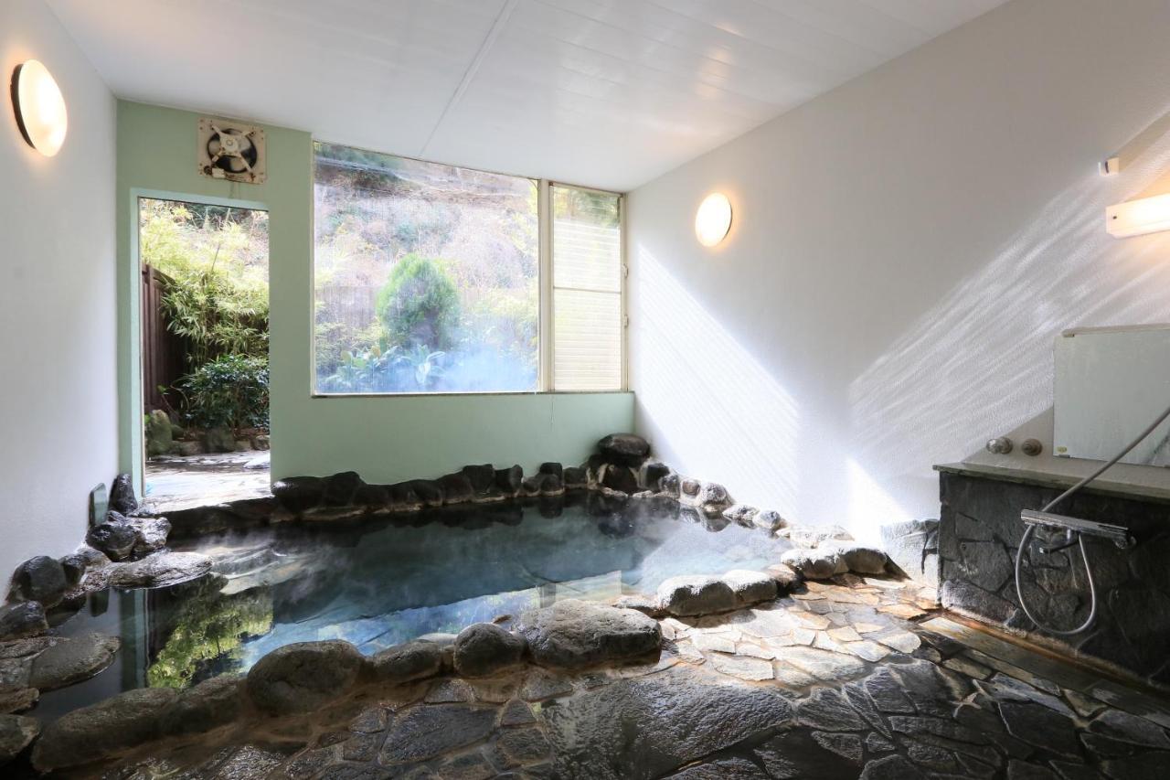 Amis Droles Hotel Kawazu Bagian luar foto
