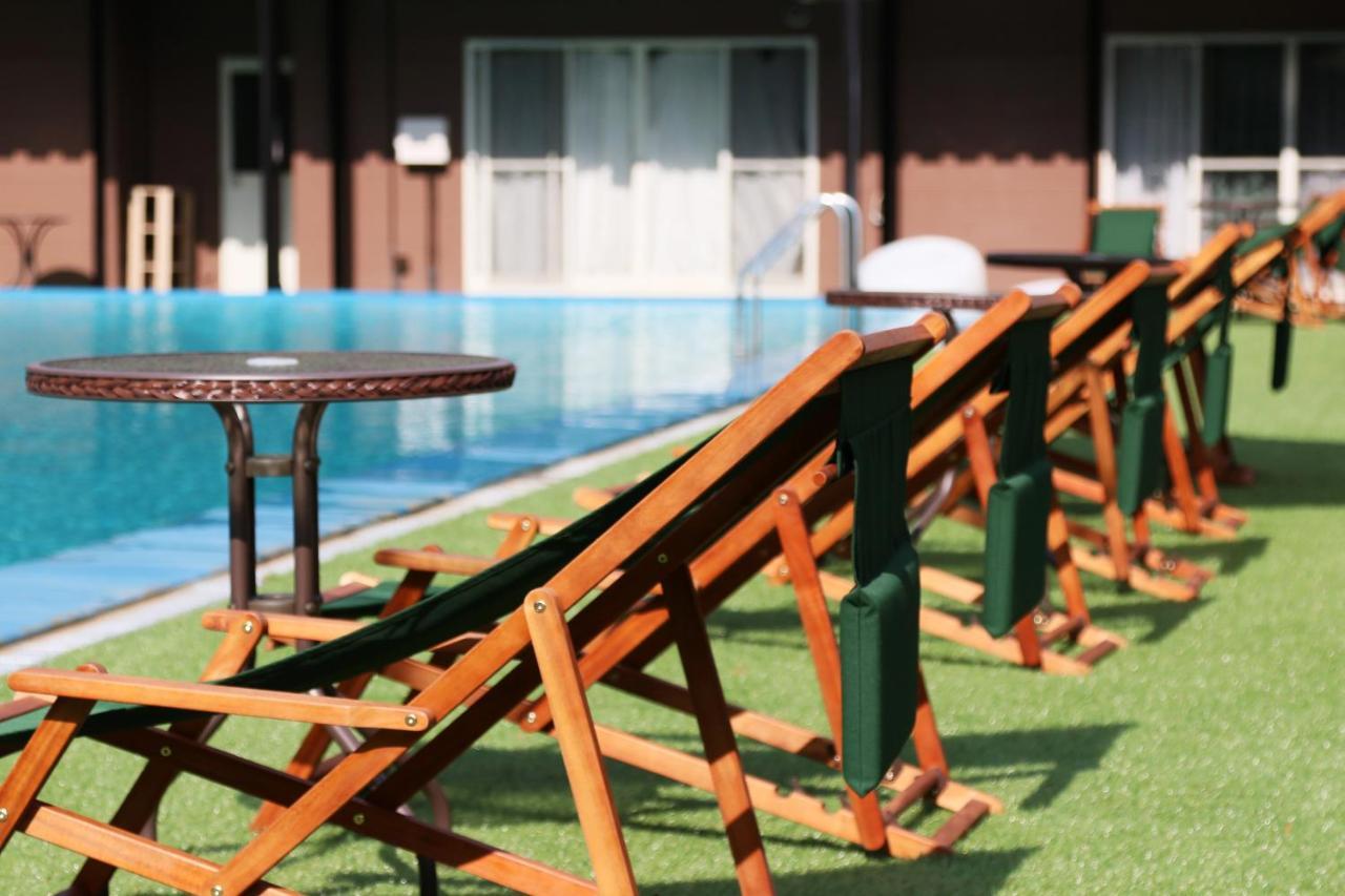 Amis Droles Hotel Kawazu Bagian luar foto